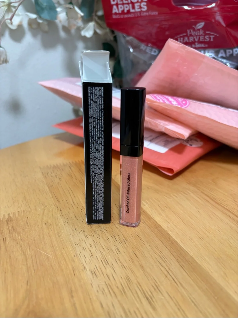 Bobbi Brown Crushed Oil-Infused Gloss in BELLINI (shimmer), full Sz 0.2oz,BNIB